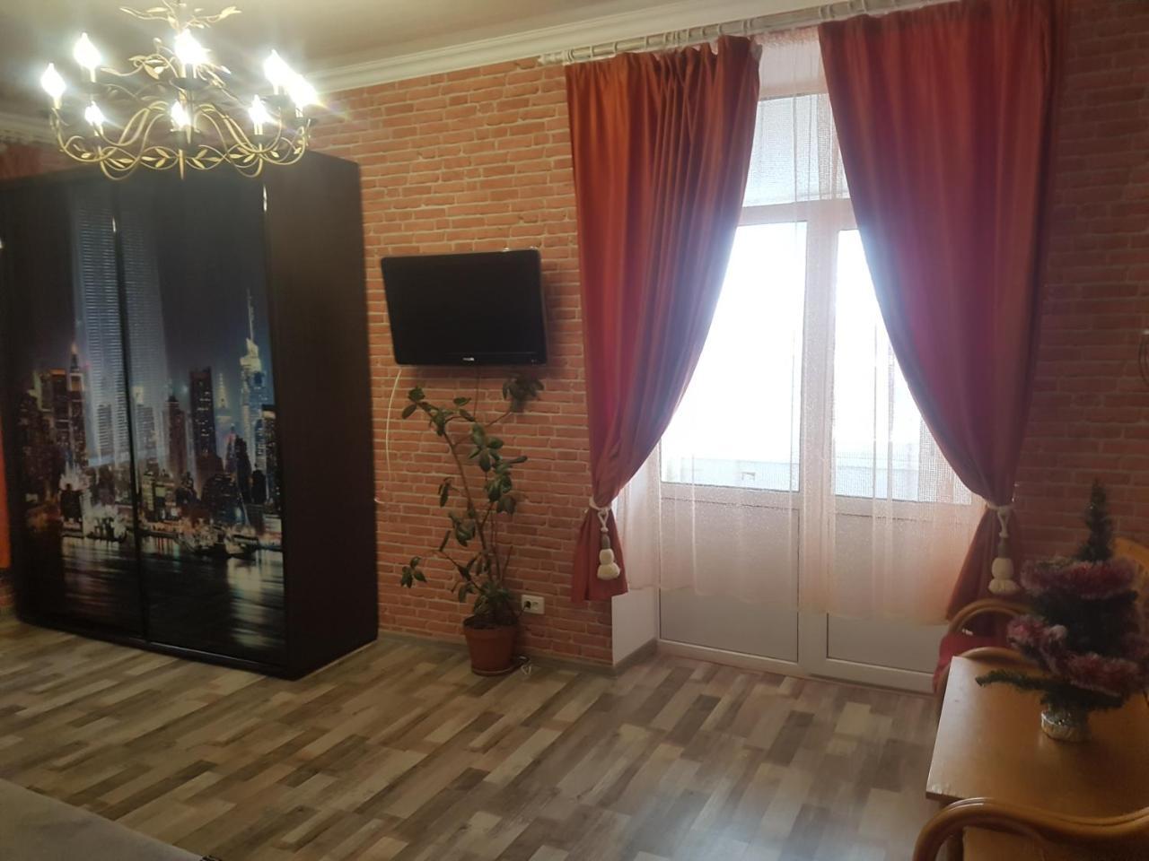 Apartment New York Street Kremenchuk Ngoại thất bức ảnh